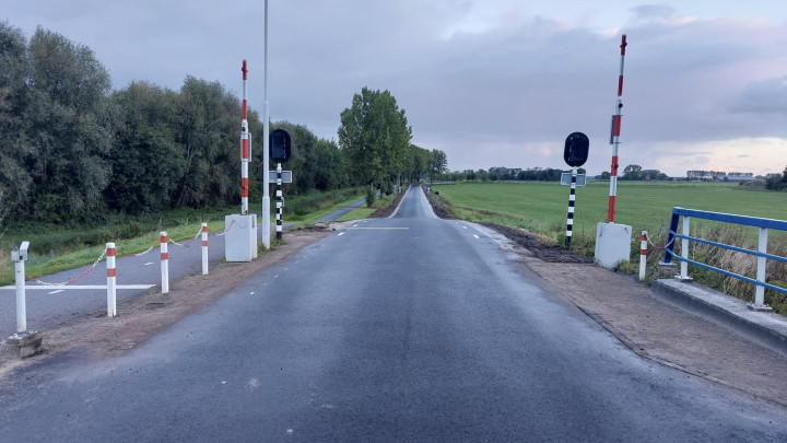 De weg door Hôflân en Leechlân is weer open voor verkeer. (Foto: Jacob Visser)