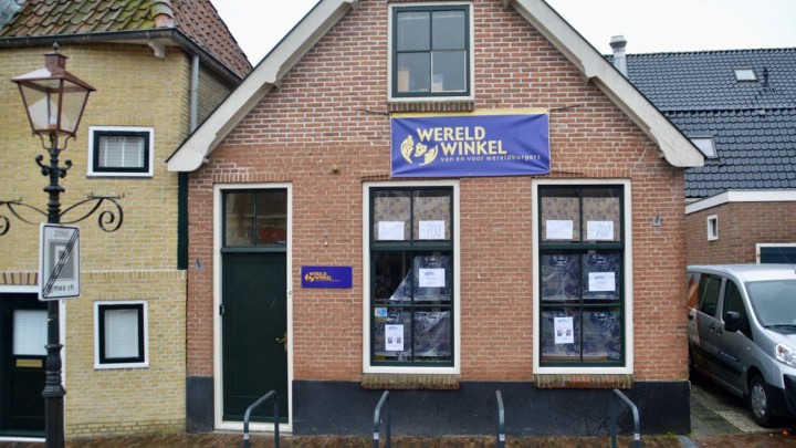 Wereldwinkel Grou aan de Doorbraak 4, houdt van donderdag t/m zaterdag leegverkoop.